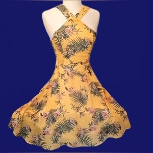 EUC Charlotte Russe Sleeveless Yellow Floral Fit & Flare Dress size Small